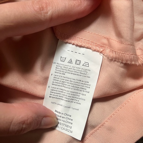 NWT Peach Off-Shoulder Ruffle Top - Picture 4 of 8